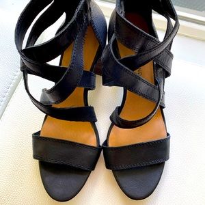 Lucky Brand strappy women’s heels in sz. 8/38.5